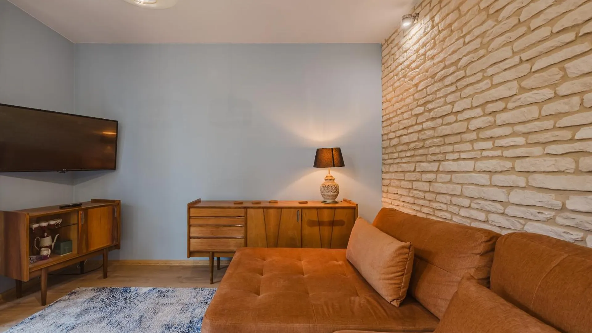 Osiedle Batorego Comfy Apartment ポズナン 0*,  ポーランド